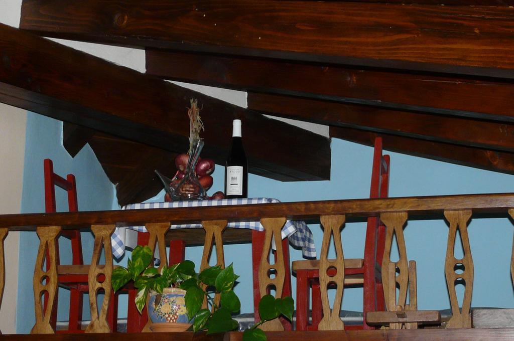 Apartamentos La Condesa Valmeo Pokoj fotografie