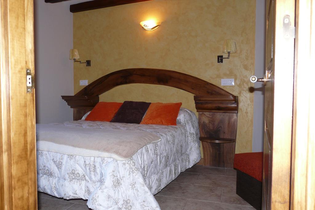 Apartamentos La Condesa Valmeo Pokoj fotografie